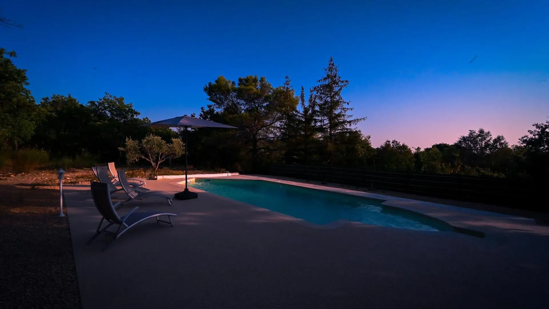 Villa Le Mas Des Vergiers Murs  France